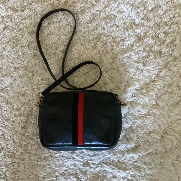 Clare V. - Picture 2 of 10